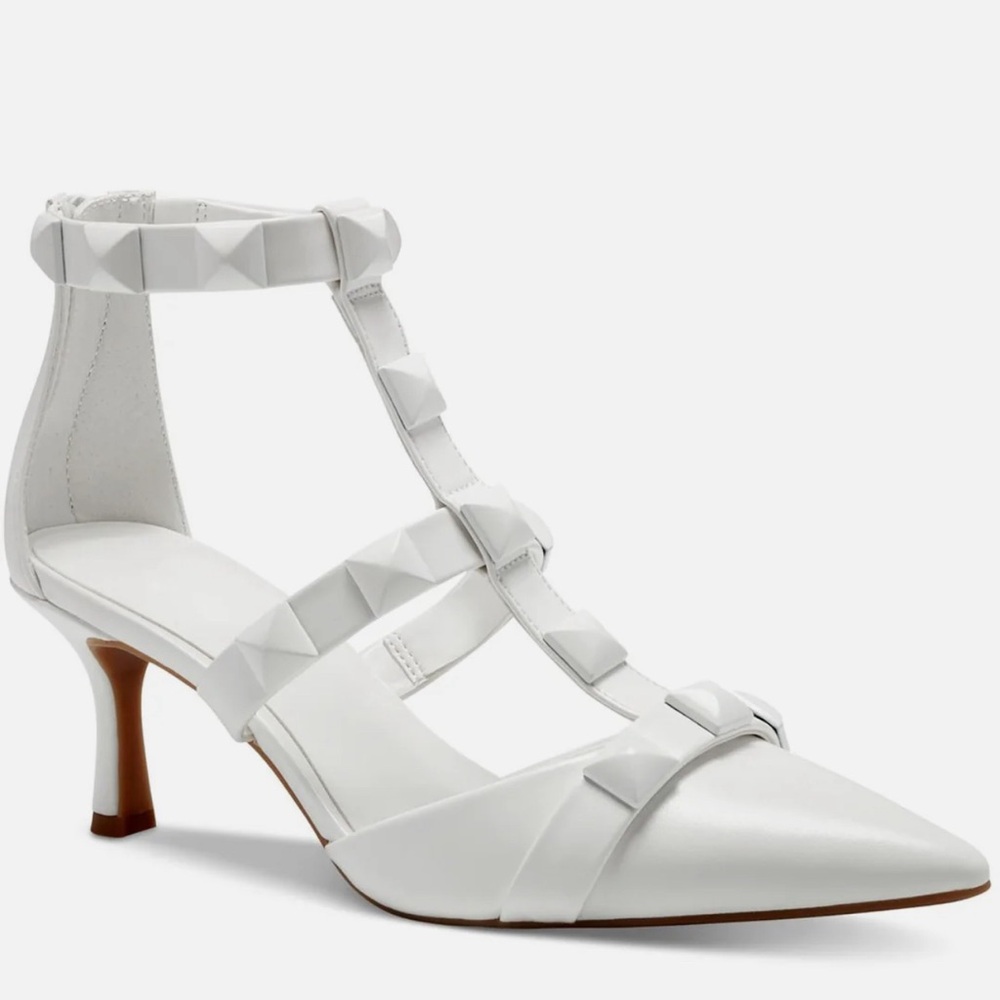 International Concepts Gilana Womens Studded Pumps, Color- White, Size 7M
